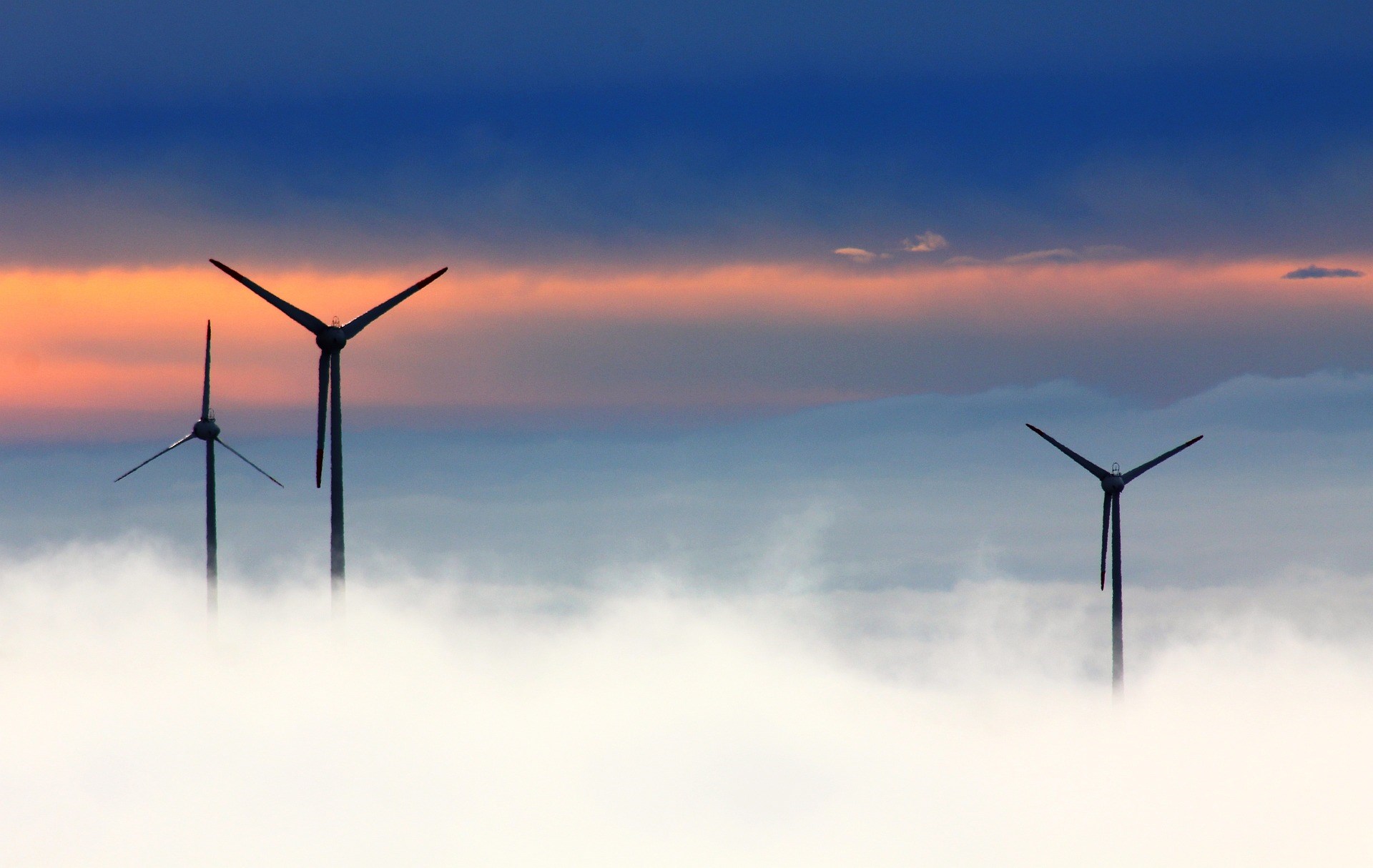 windmills-1048981_1920.jpg